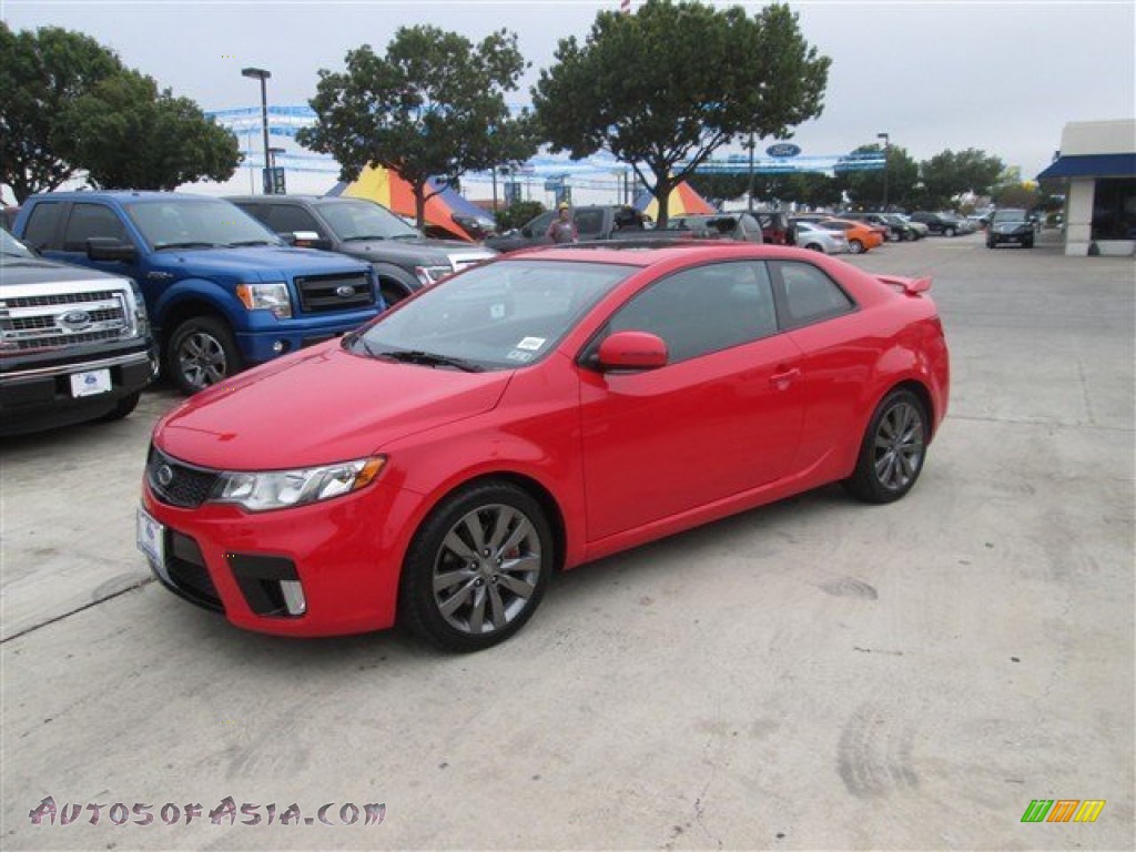 2011 Forte Koup SX - Racing Red / Black Sport photo #3